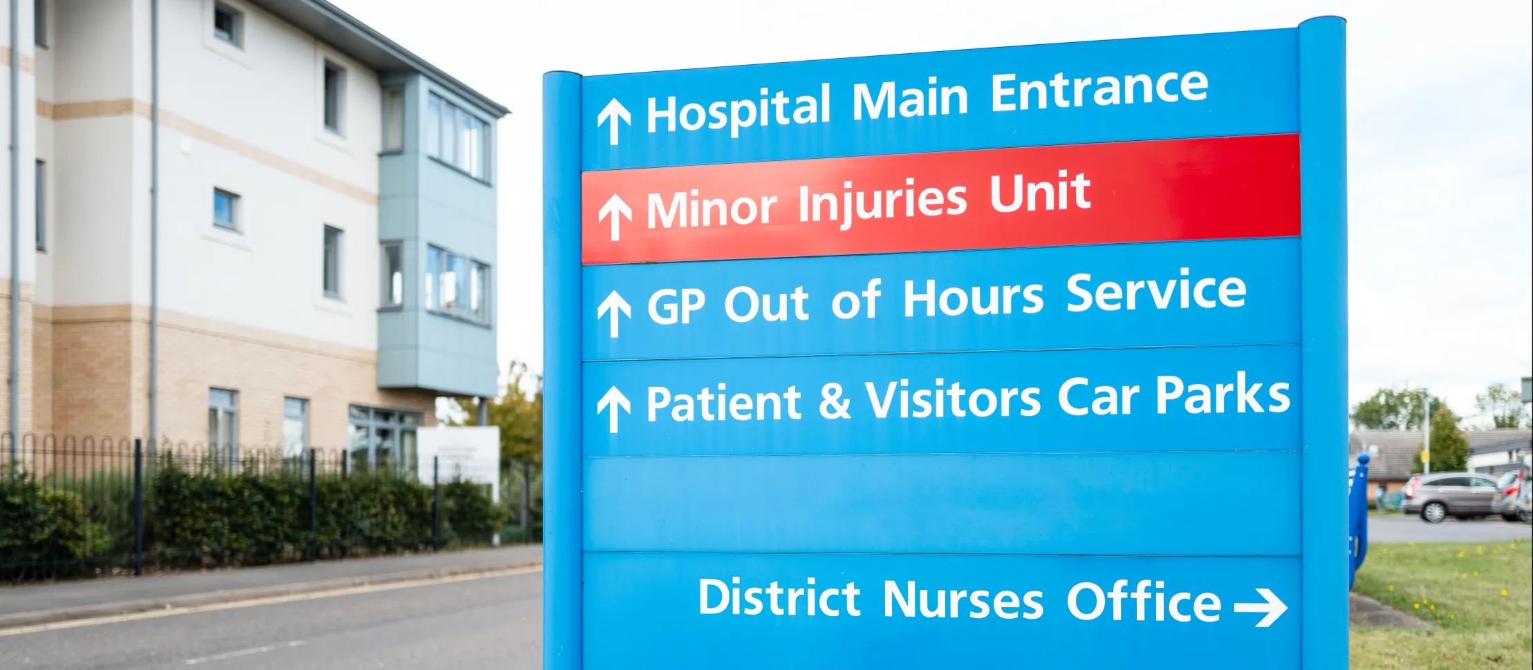 NHS England Stops Prescribing Puberty Blockers and Updates its Cross-Sex Hormones Policy for Minors